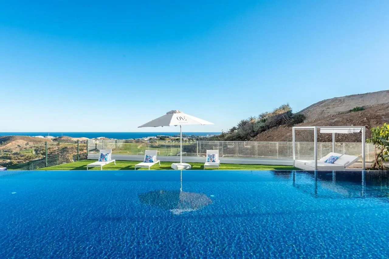 말라가 High End Large Ground Floor With Luxury Private Pool And Sea Views 아파트