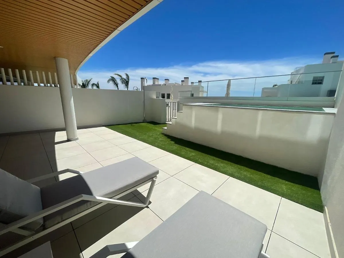 公寓 马拉加High End Large Ground Floor With Luxury Private Pool And Sea Views公寓 西班牙