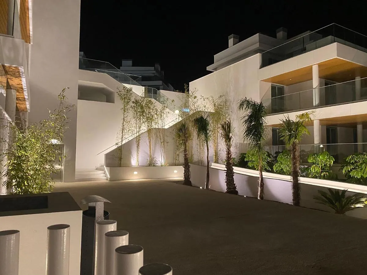 דירות מאלגה High End Large Ground Floor With Luxury Private Pool And Sea Views